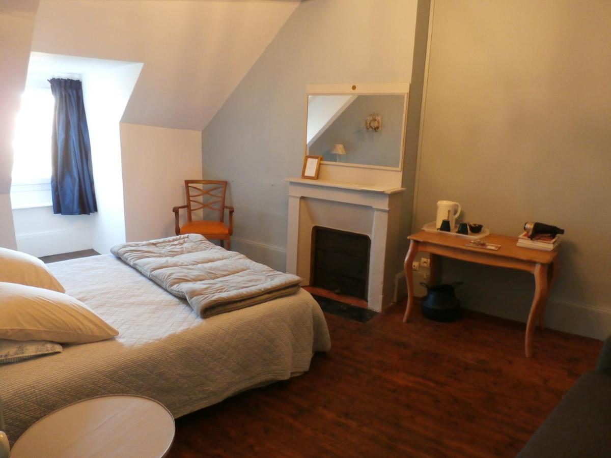 La Maison Xviiie Moulins  Buitenkant foto